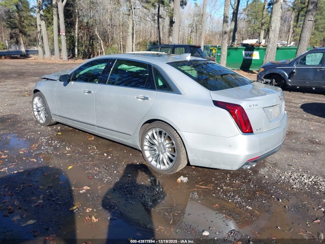 2018 CADILLAC CT6 1G6KG5RS4JU155993 Photo 2