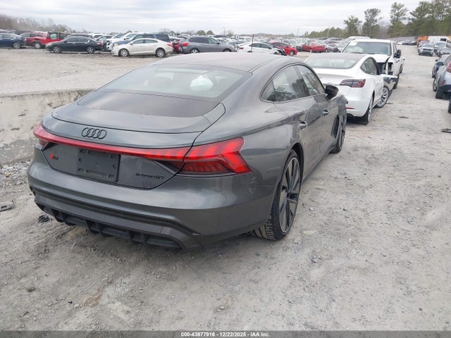 2022 AUDI RS E-TRON GT WAUBHBFW0N7902202 Photo 3
