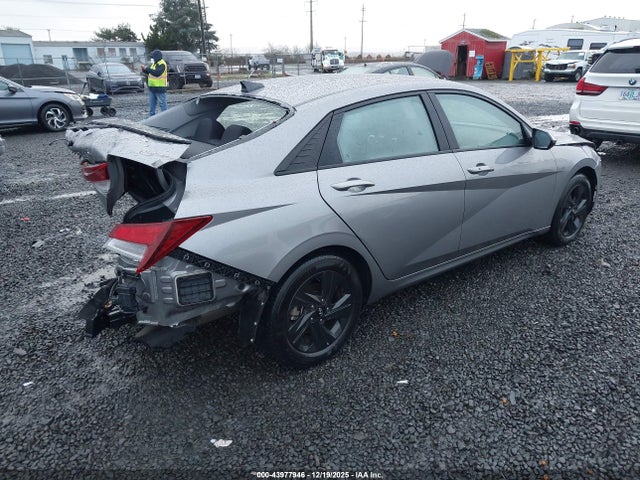 Hyundai ELANTRA SEL 2023 KMHLM4AG5PU468213 Image 4