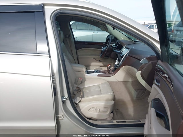 2016 CADILLAC SRX 3GYFNBE30GS555599 Photo 4