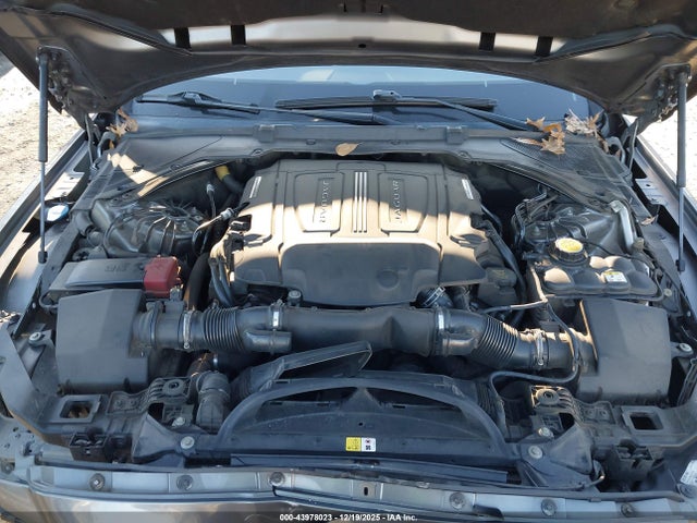 2016 JAGUAR XF SAJBF4BV0GCY04204 Photo 9