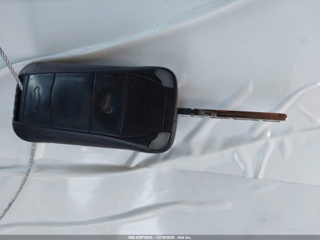 2005 PORSCHE CAYENNE WP1AB29P75LA62266 Photo 10