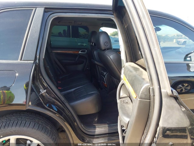 2005 PORSCHE CAYENNE WP1AB29P75LA62266 Photo 7