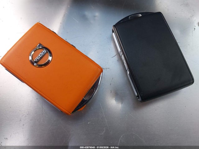 2024 VOLVO XC60 RECHARGE PLUG-IN HYBRID YV4H60DJ3R1842467 Photo 10