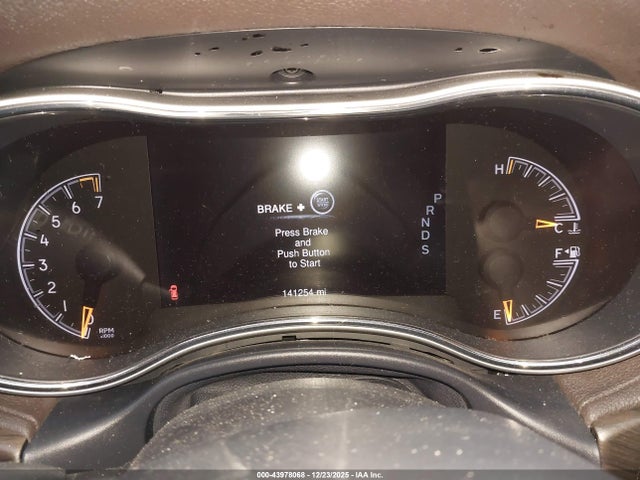 1C4RJFCG0FC733415 Jeep Grand Cherokee Overland