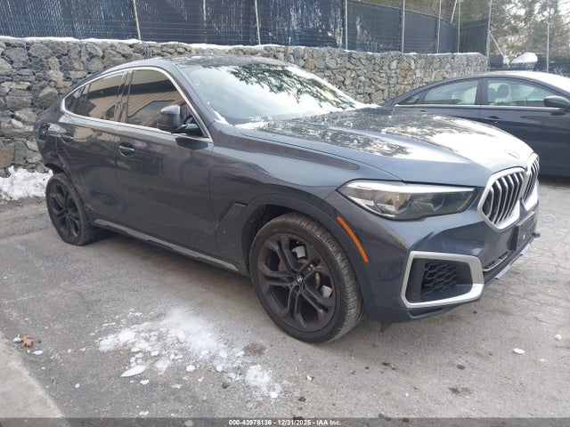 2022 BMW X6 5UXCY6C00N9J42922