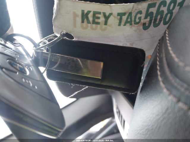 2022 BMW X6 5UXCY6C00N9J42922 Photo 10