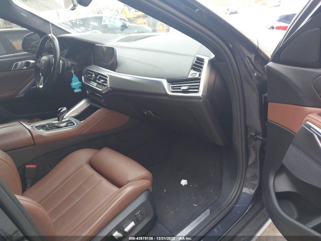2022 BMW X6 5UXCY6C00N9J42922 Photo 4