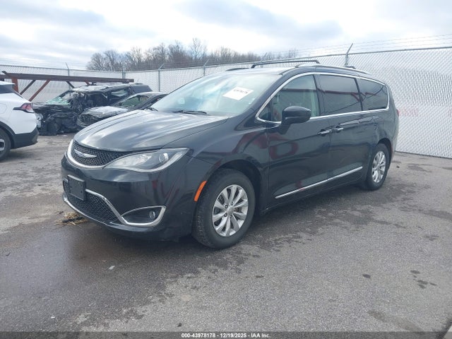 2019 CHRYSLER PACIFICA 2C4RC1BG9KR673120 Photo 1
