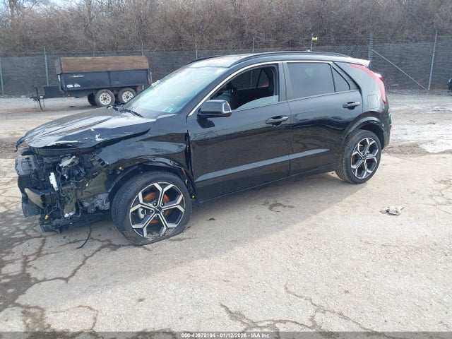 KNDCR3LE1S5222824 KIA Niro Ex Touring