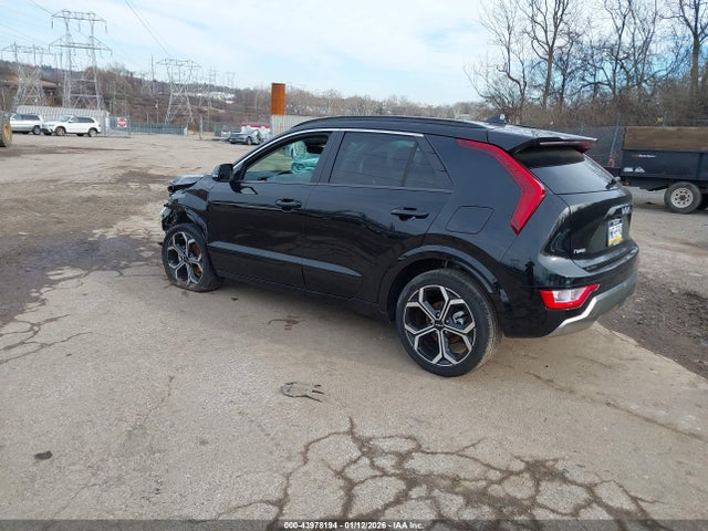 KNDCR3LE1S5222824 KIA Niro Ex Touring