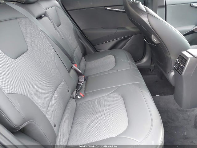 KNDCR3LE1S5222824 KIA Niro Ex Touring