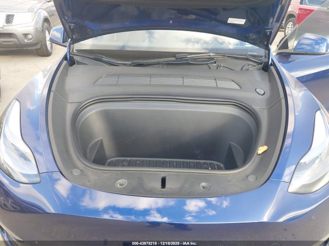 2023 TESLA MODEL Y 7SAYGDEE8PA171567 Photo 9