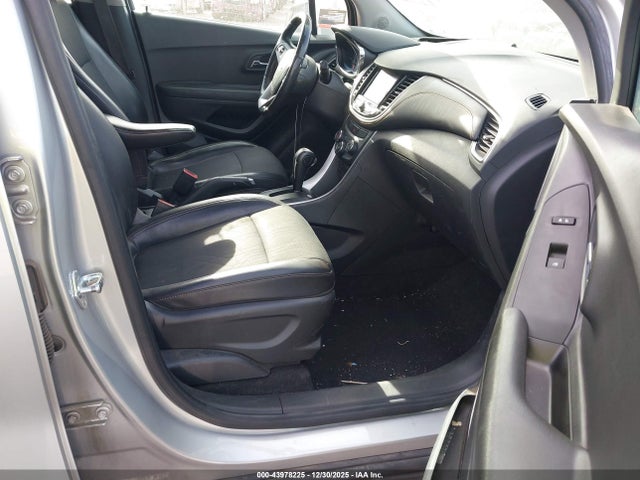 Chevrolet Trax Awd Lt 2022 KL7CJPSM7NB520207 Image 5