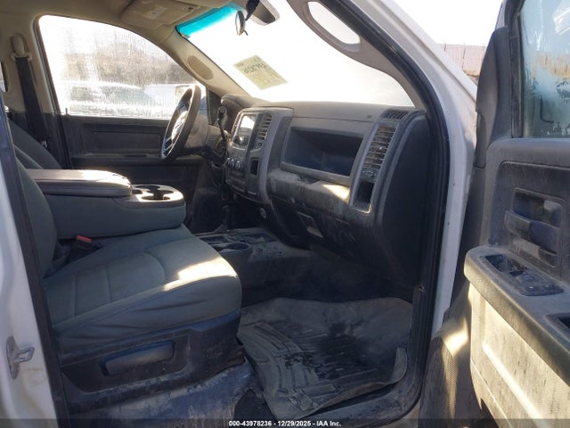 3C6UR5HL0EG254370 RAM 2500 Tradesman