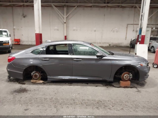 1HGCV3F44LA006670 Honda Accord Hybrid Ex