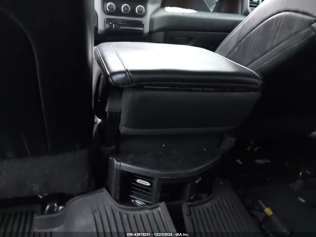 Продаж на аукціоні авто 2021 Ram 3500 Tradesman  4x2 8' Box, vin: 3C63RPGL8MG577184, номер лоту: 43978251