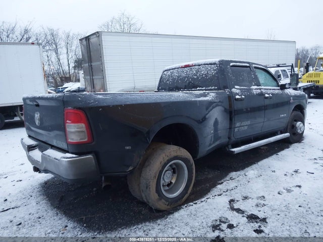 Продаж на аукціоні авто 2021 Ram 3500 Tradesman  4x2 8' Box, vin: 3C63RPGL8MG577184, номер лоту: 43978251