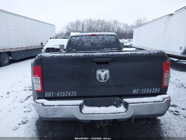 Продаж на аукціоні авто 2021 Ram 3500 Tradesman  4x2 8' Box, vin: 3C63RPGL8MG577184, номер лоту: 43978251