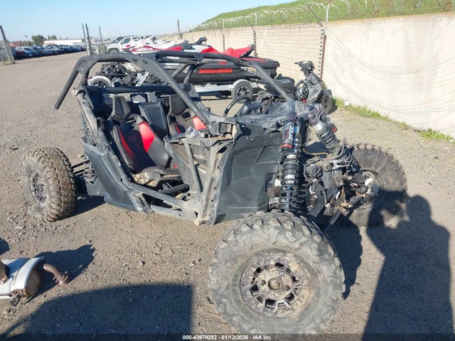 2022 CAN-AM MAVERICK X3 3JBVXAV24NE000277