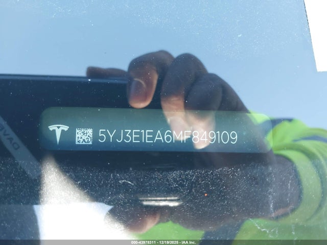 2021 TESLA MODEL 3 5YJ3E1EA6MF849109 Photo 8