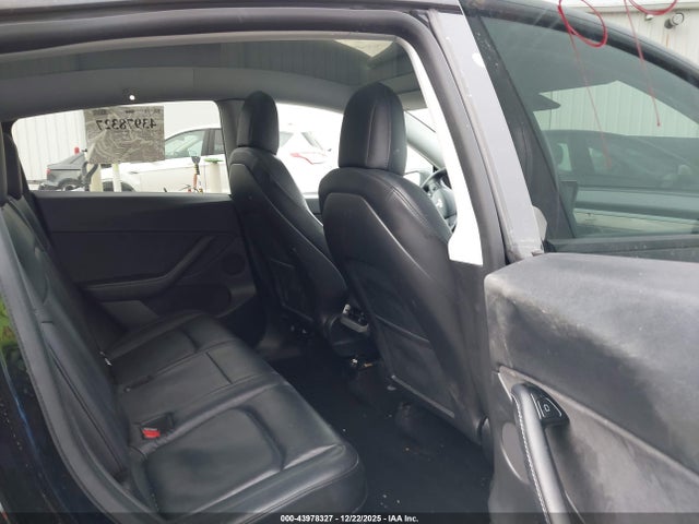 2020 TESLA MODEL Y 5YJYGDEE1LF047456 Photo 7