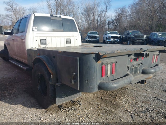 43978349 :رقم المزاد ، 3C63RRJL5JG361101 vin ، 2018 Ram 3500 Laramie  4x4 8' Box مزاد بيع