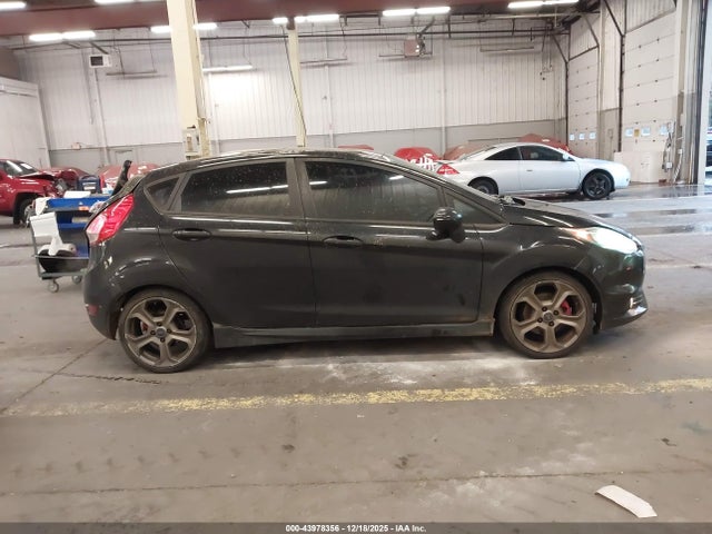 Ford FIESTA ST 2014 3FADP4GXXEM183103 Image 13