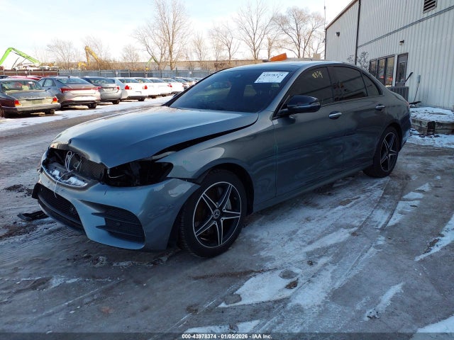 WDDZF4KB5JA381857 Mercedes-Benz E 300 4matic