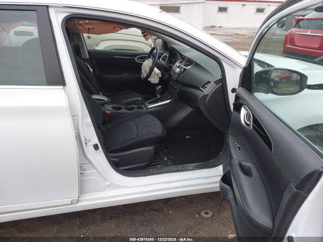 3N1AB7AP0GY235908 Nissan SENTRA SV