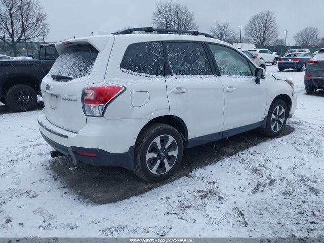 Subaru Forester 2.5i Premium 2018 JF2SJAEC2JH599440 Image 4
