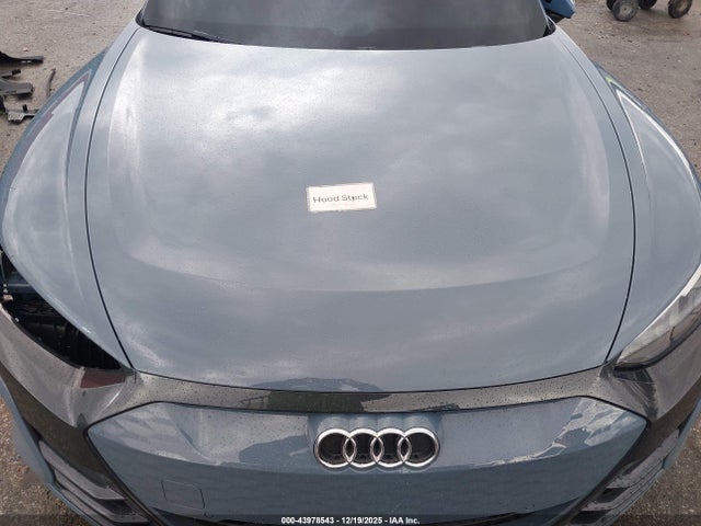 2023 AUDI E-TRON GT WAUFJBFW0P7002764 Photo 9