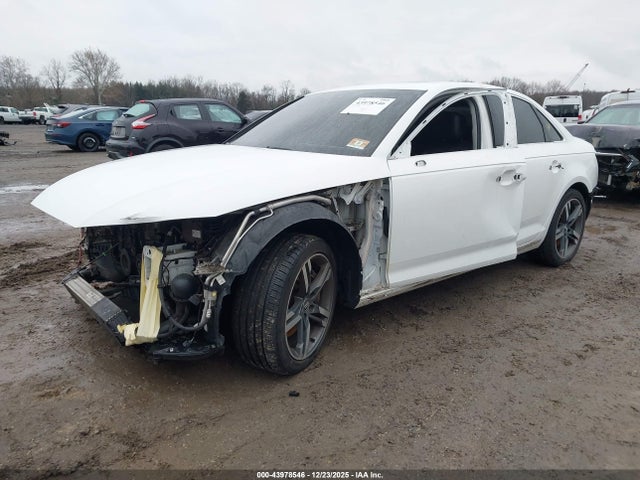 2017 AUDI A4 WAUENAF43HN009732 Photo 1