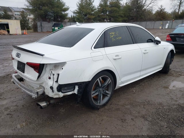 2017 AUDI A4 WAUENAF43HN009732 Photo 3