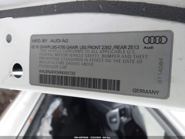 2017 AUDI A4 WAUENAF43HN009732 Photo 8