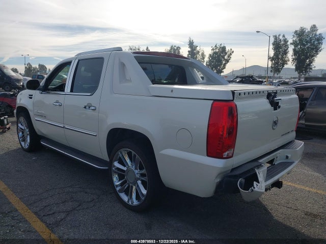 2007 CADILLAC ESCALADE EXT 3GYFK62847G114691 Photo 2