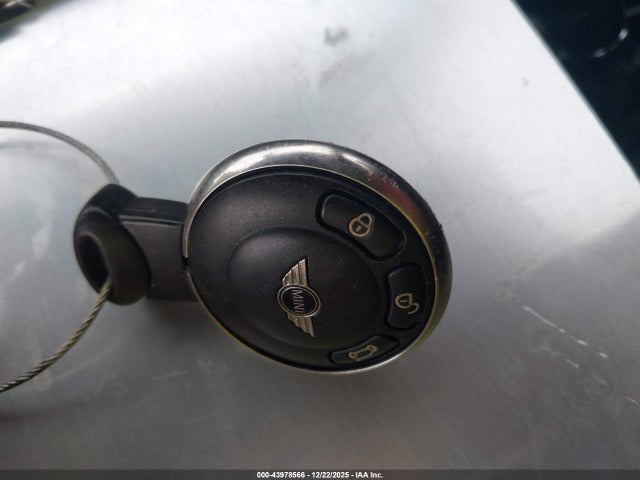 2016 MINI COUNTRYMAN WMWZB3C59GWR49271 Photo 10