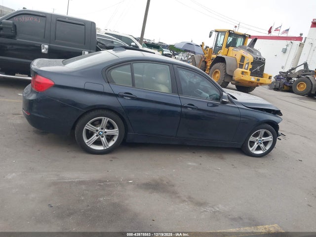 BMW 320i Xdrive 2015 WBA3C3C58FK200759 Image 14