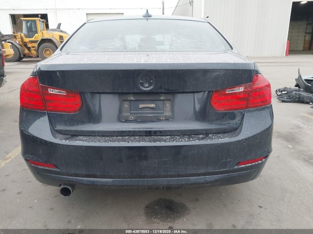 BMW 320i Xdrive 2015 WBA3C3C58FK200759 Image 17