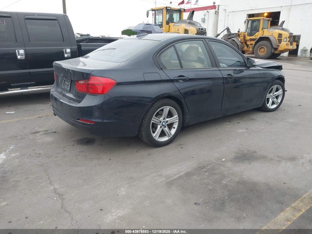 WBA3C3C58FK200759 BMW 320i Xdrive