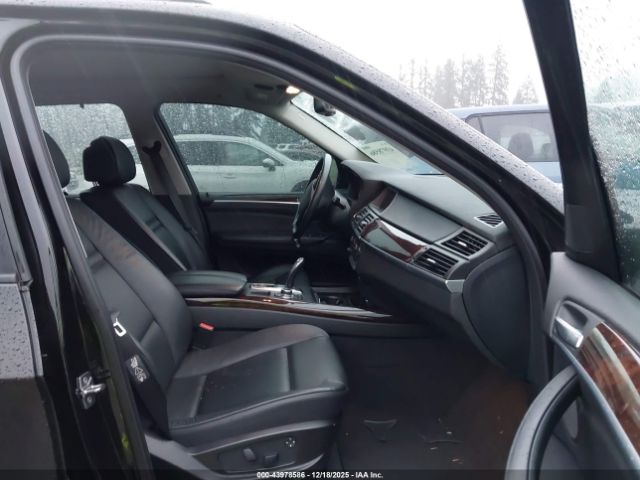 2010 BMW X5 5UXFE4C54AL381165 Photo 4