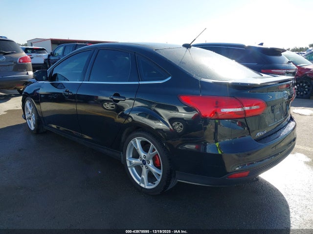 2015 FORD FOCUS 1FADP3J28FL362590 Photo 2