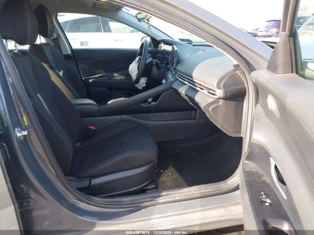 KMHLM4DG0RU809774 Hyundai ELANTRA SEL