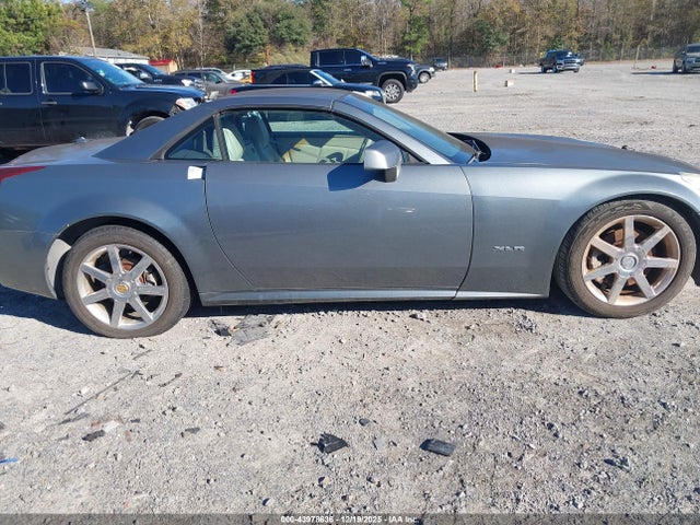 2004 CADILLAC XLR 1G6YV34A745603659 Photo 0