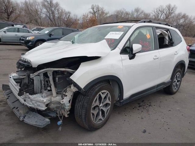 Subaru Forester Premium 2023 JF2SKAEC1PH400299 Image 2