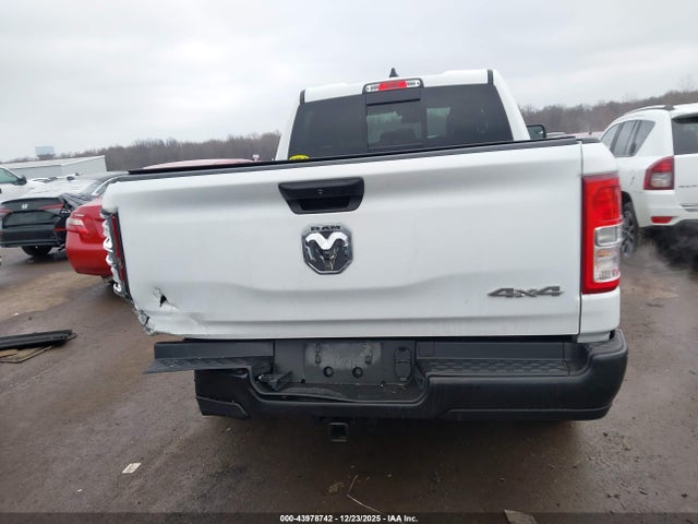 2022 Ram 1500 Tradesman  4x4 6'4 Box მანქანა იყიდება აუქციონზე, vin: 1C6SRFCT9NN417206, აუქციონის ნომერი: 43978742