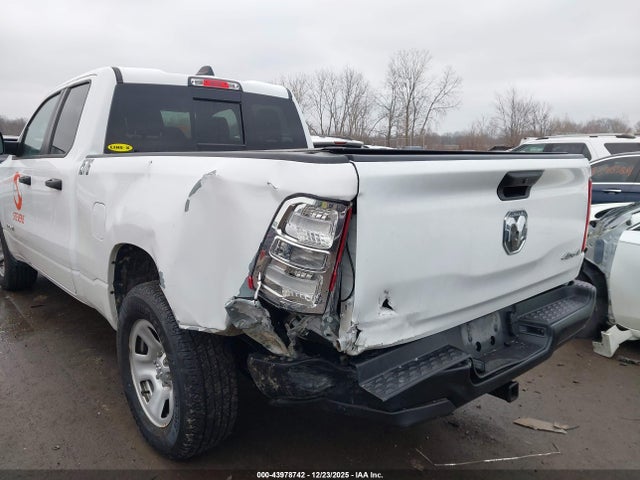 2022 Ram 1500 Tradesman  4x4 6'4 Box მანქანა იყიდება აუქციონზე, vin: 1C6SRFCT9NN417206, აუქციონის ნომერი: 43978742