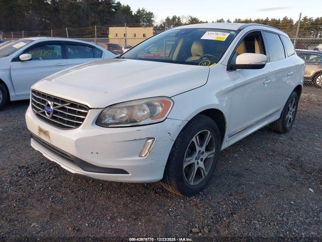 Volvo Xc60 T6 Premier Plus 2015 YV4902RC0F2590405 Image 2