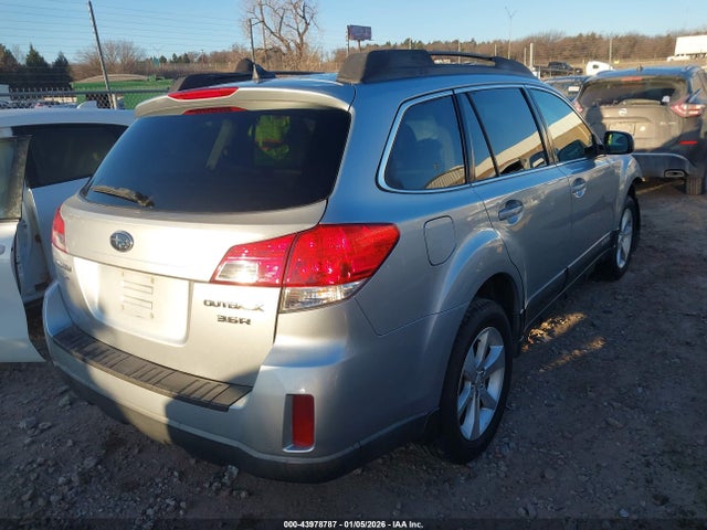 43978787 :رقم المزاد ، 4S4BRDKC3E2302466 vin ، 2014 Subaru Outback 3.6r Limited مزاد بيع