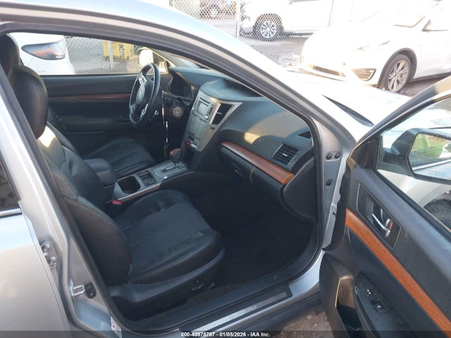 43978787 :رقم المزاد ، 4S4BRDKC3E2302466 vin ، 2014 Subaru Outback 3.6r Limited مزاد بيع